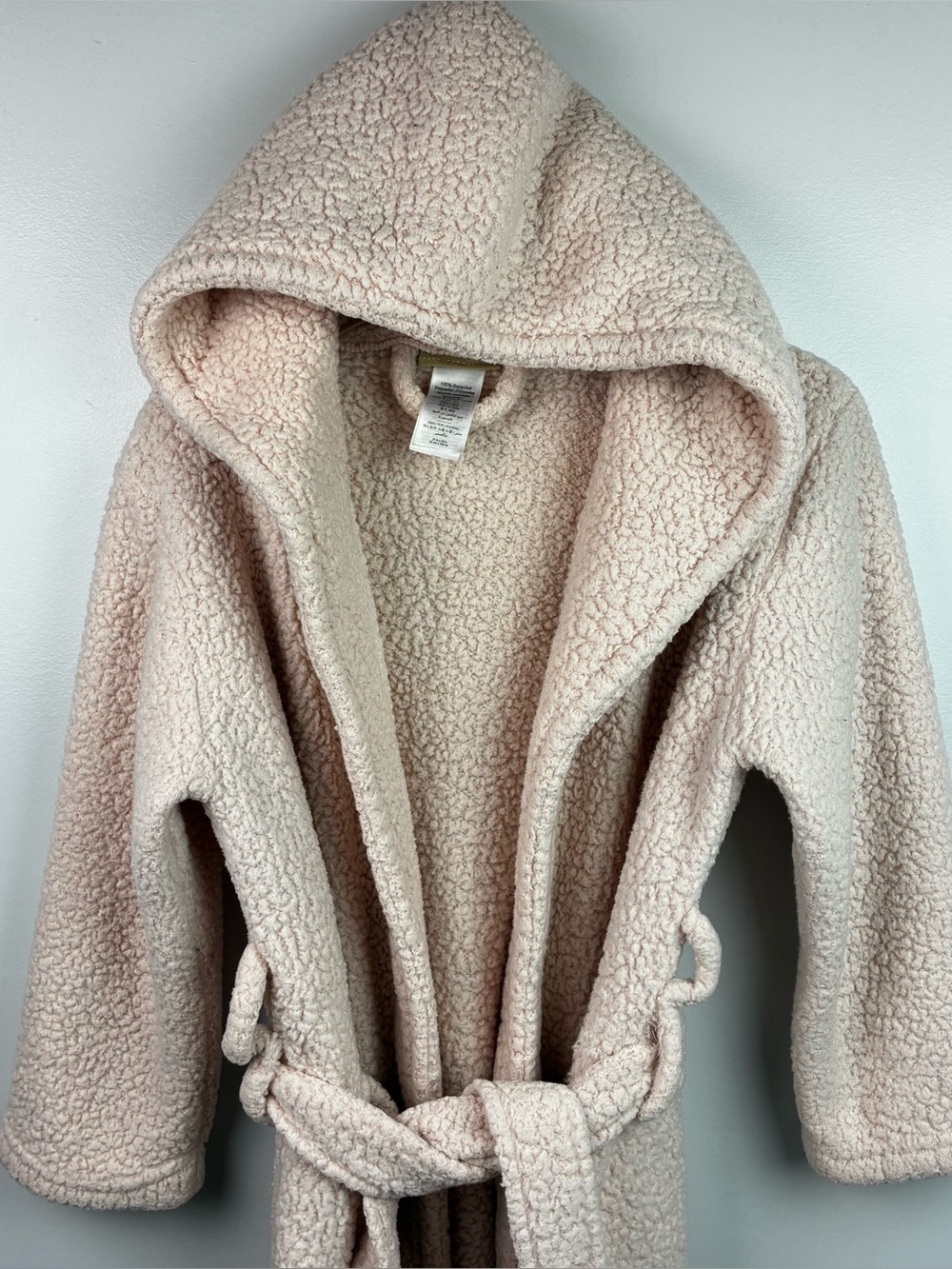 Pottery Barn Teen Dust Pink Fuzzy Sherpa Fleece Hooded Robe